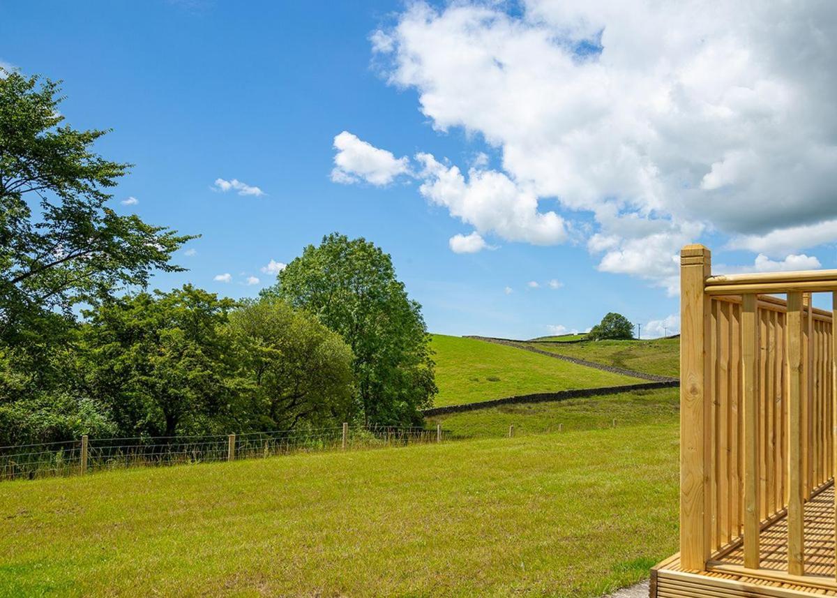 Great Harlow Views Newby  Exterior photo