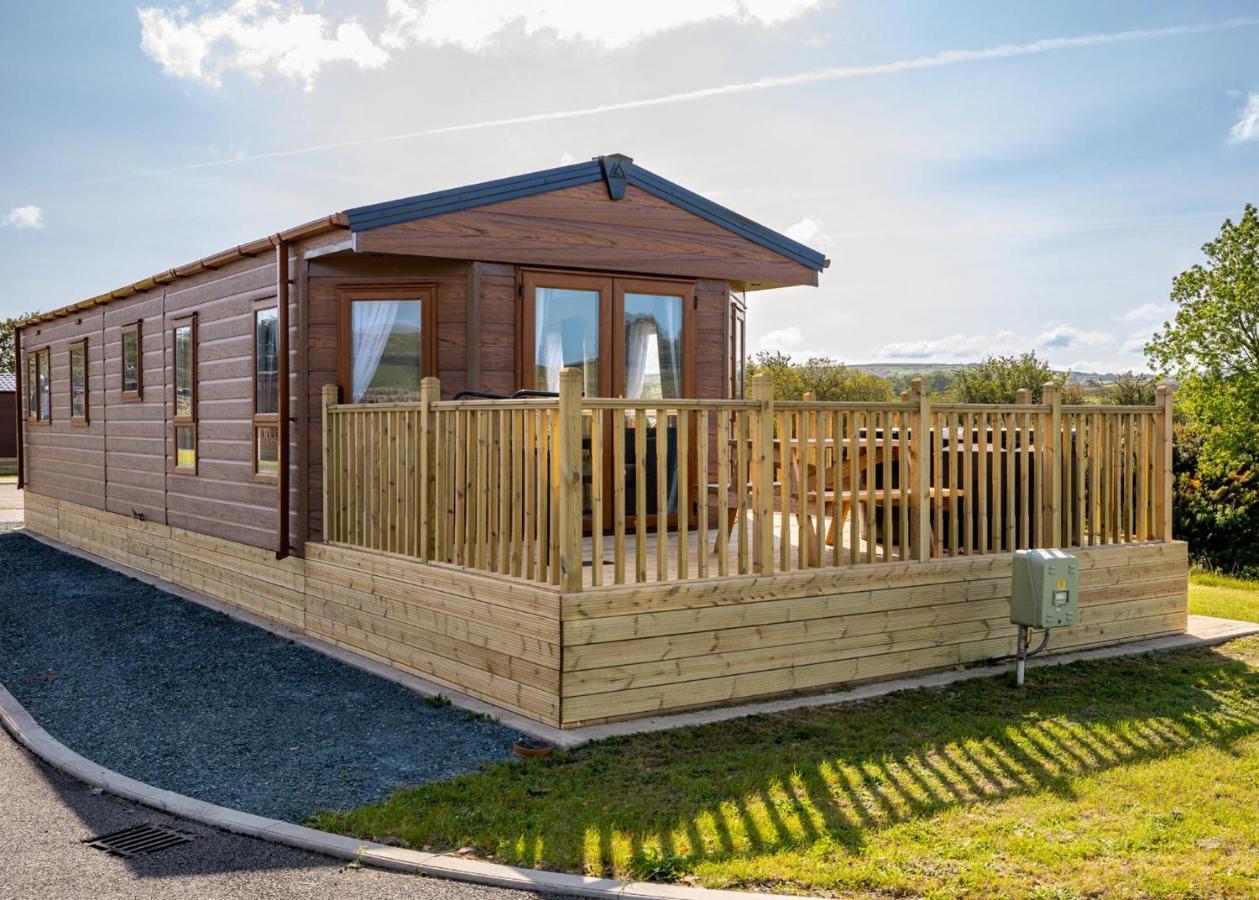 Great Harlow Views Newby  Exterior photo